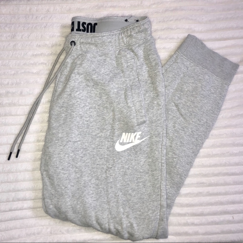 Nike joggers